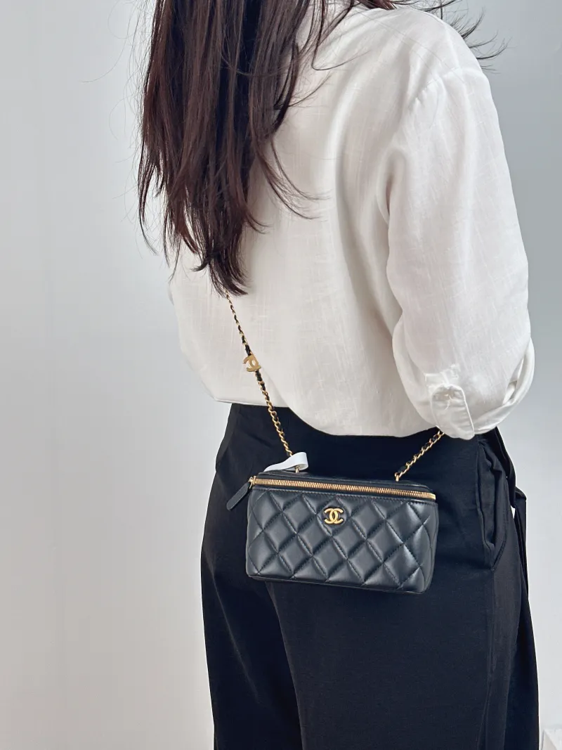 Chanel Crossbody Bag Edition Box Bag Cosmetic Bag Black Lambskin 16 × 8 × 9.5 cm — on-model view 1 of 2