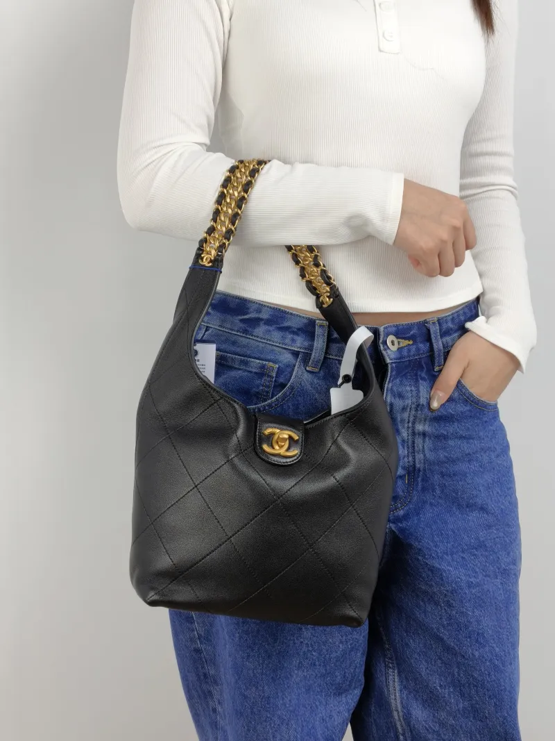 Chanel Shoulder Bag hobo Black Lambskin One Size 20 × 9 × 20 cm — on-model view 2 of 2