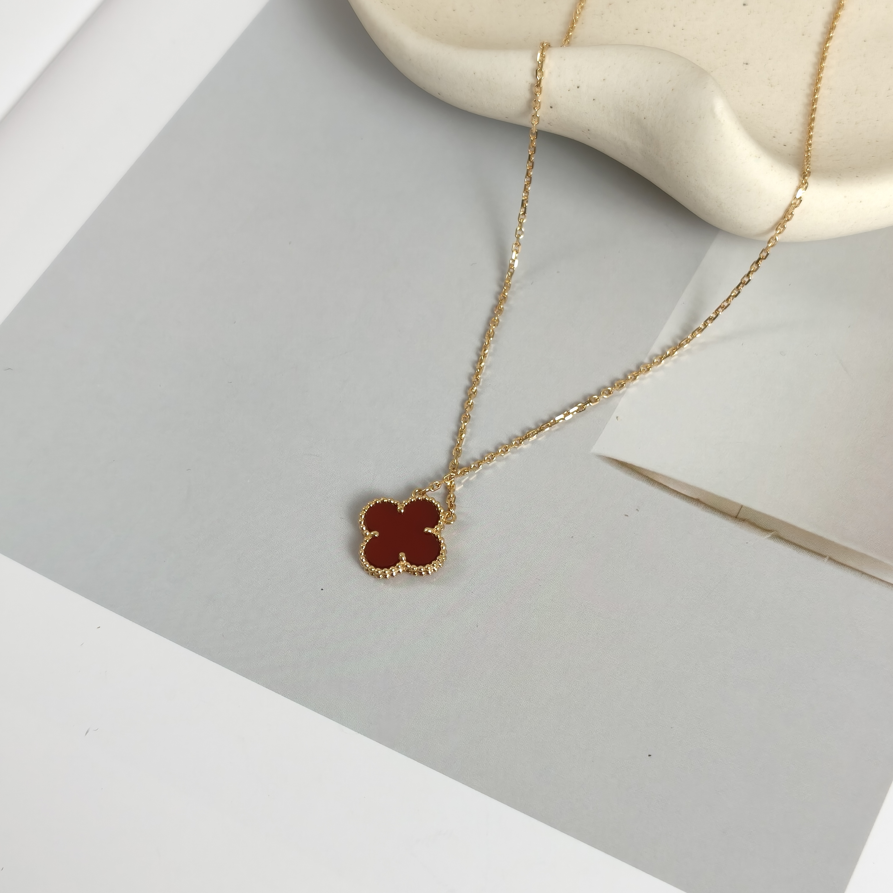 Van Cleef & Arpels Necklace Alhambra Alhambra Collection Necklace 42㎝Vintage Small — cover view 5 of 9
