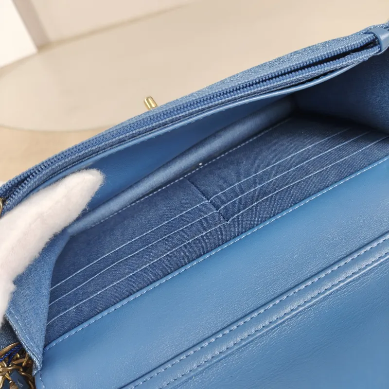 Chanel Crossbody Bag Classic Flap WOC CF WOCWOC Bag Mini 19.2 × 3.5 × 12.3 cm — detail view 2 of 13