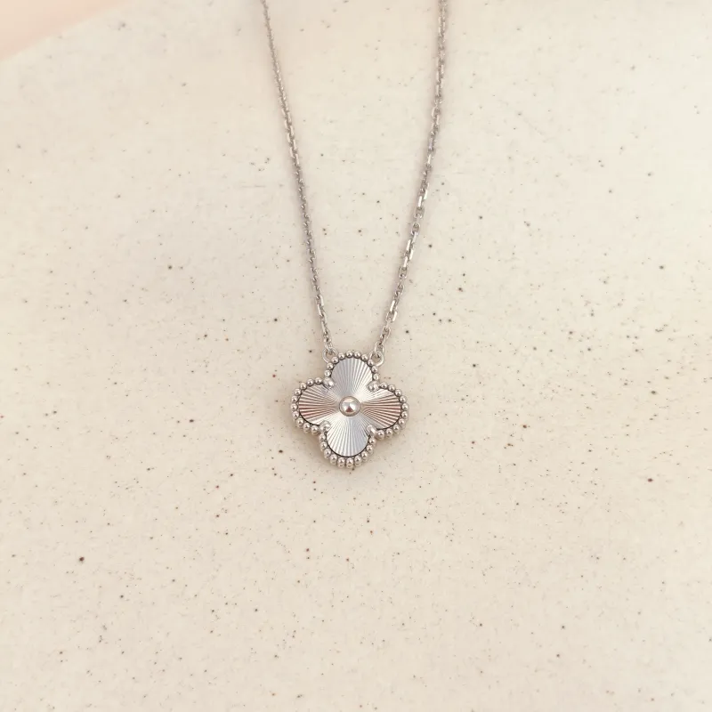 Van Cleef & Arpels Necklace Alhambra White Gold18KW hite Gold Vintage Small1.5 × 1.5 × 40.5 cm — cover view 7 of 8