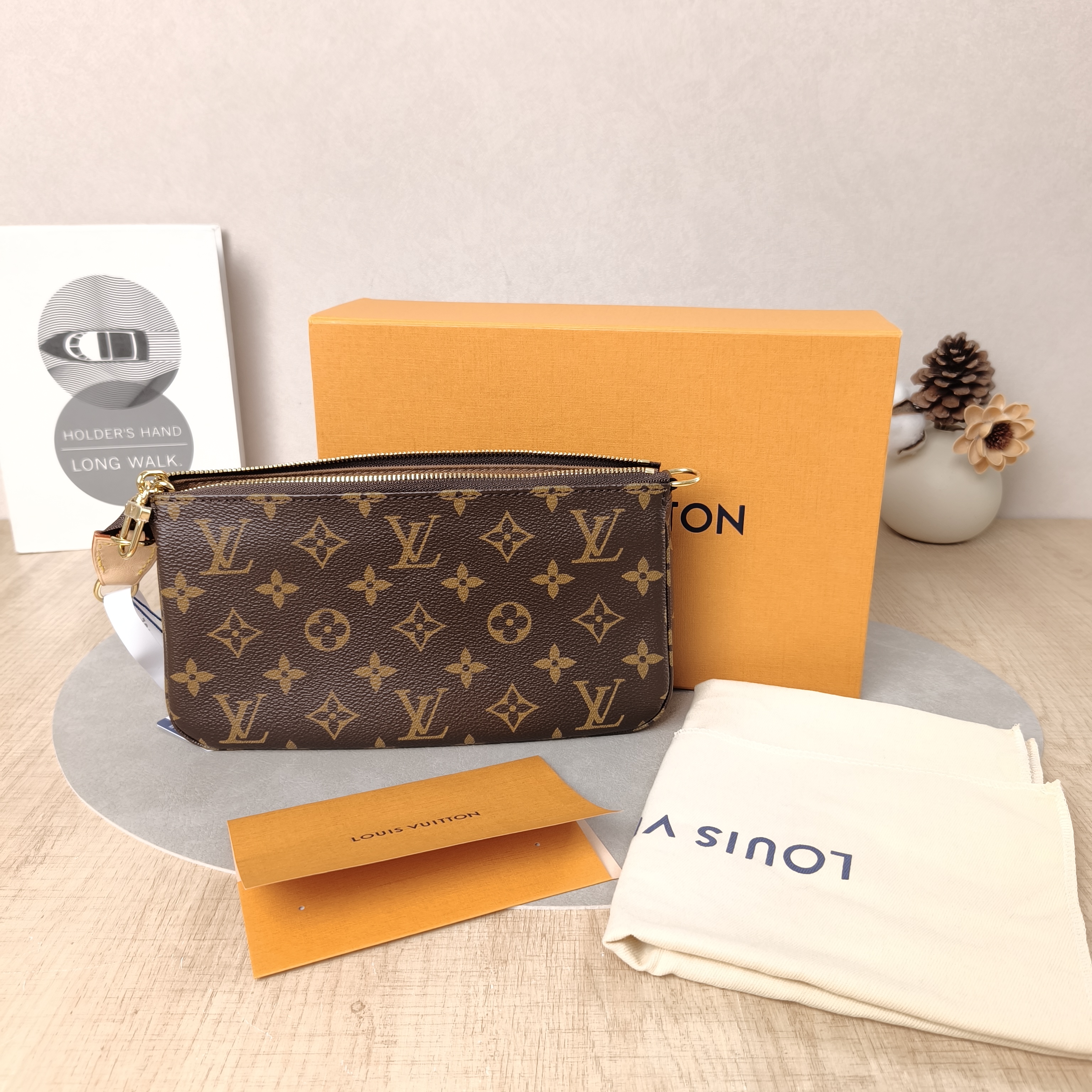 Louis Vuitton Shoulder Bag Pochette Accessoires Two Straps Monogram PVC Large23.5 × 4 × 13.5 cm — cover view 5 of 6