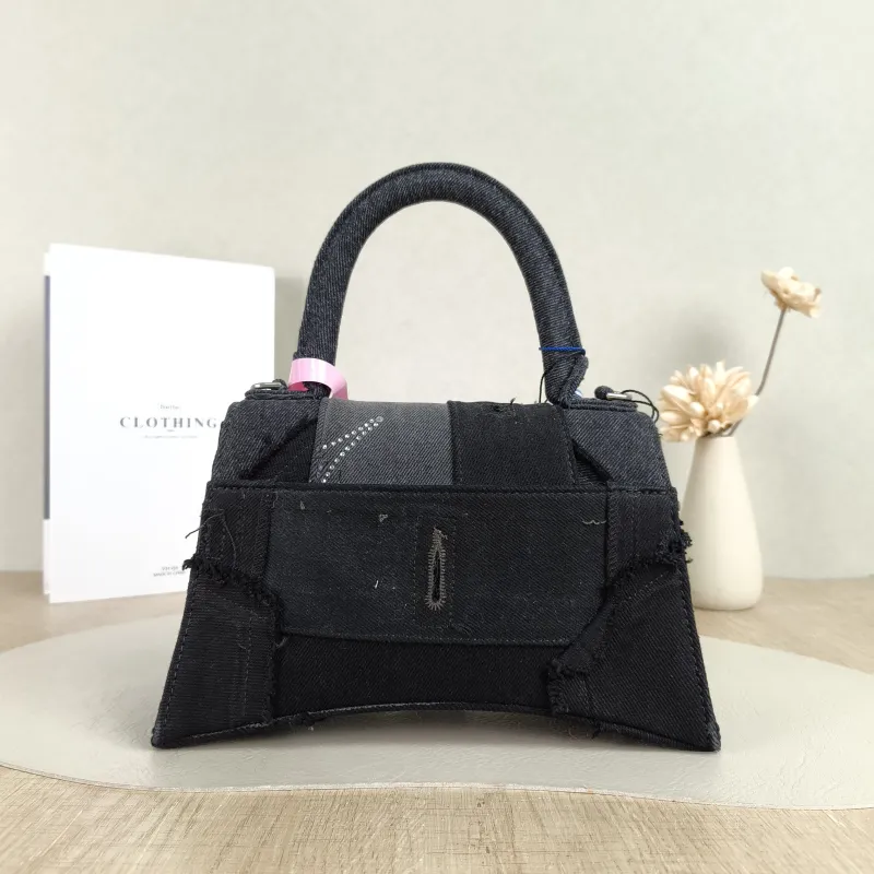 BALENCIAGA Crossbody Bag Hourglass Hourglass Bag Grey Small 23 × 10 × 14 cm — cover view 4 of 5