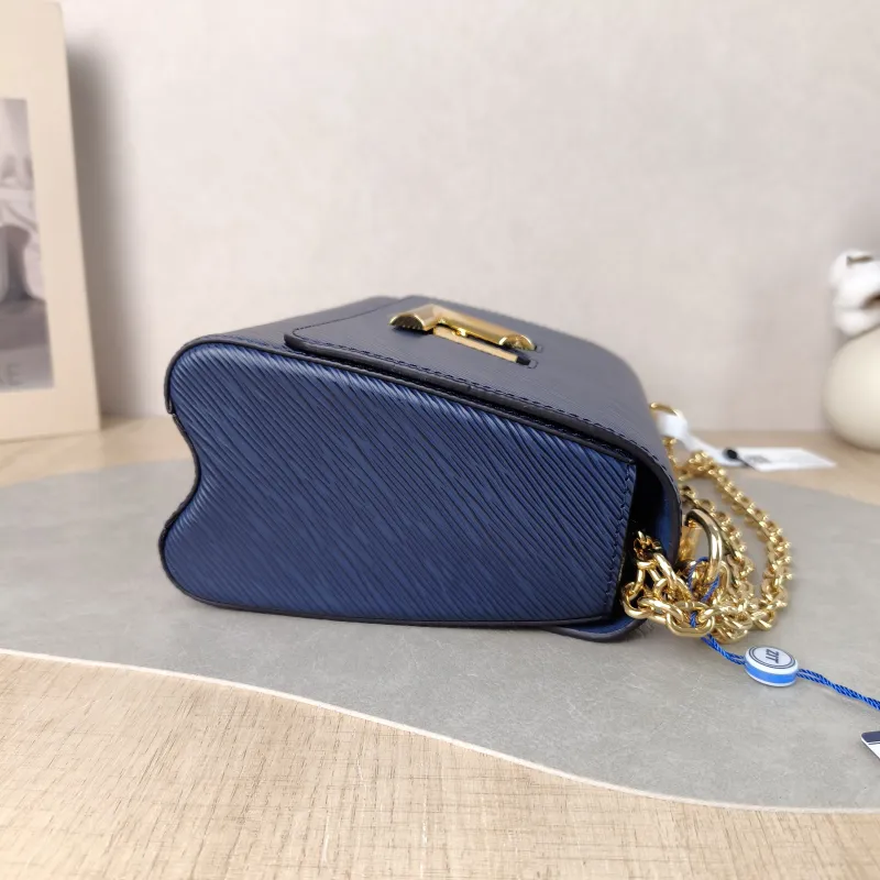 Louis Vuitton Crossbody Bag Twist Navy Epi Embossed Calfskin Medium 23 × 9.5 × 17 cm — detail view 3 of 14