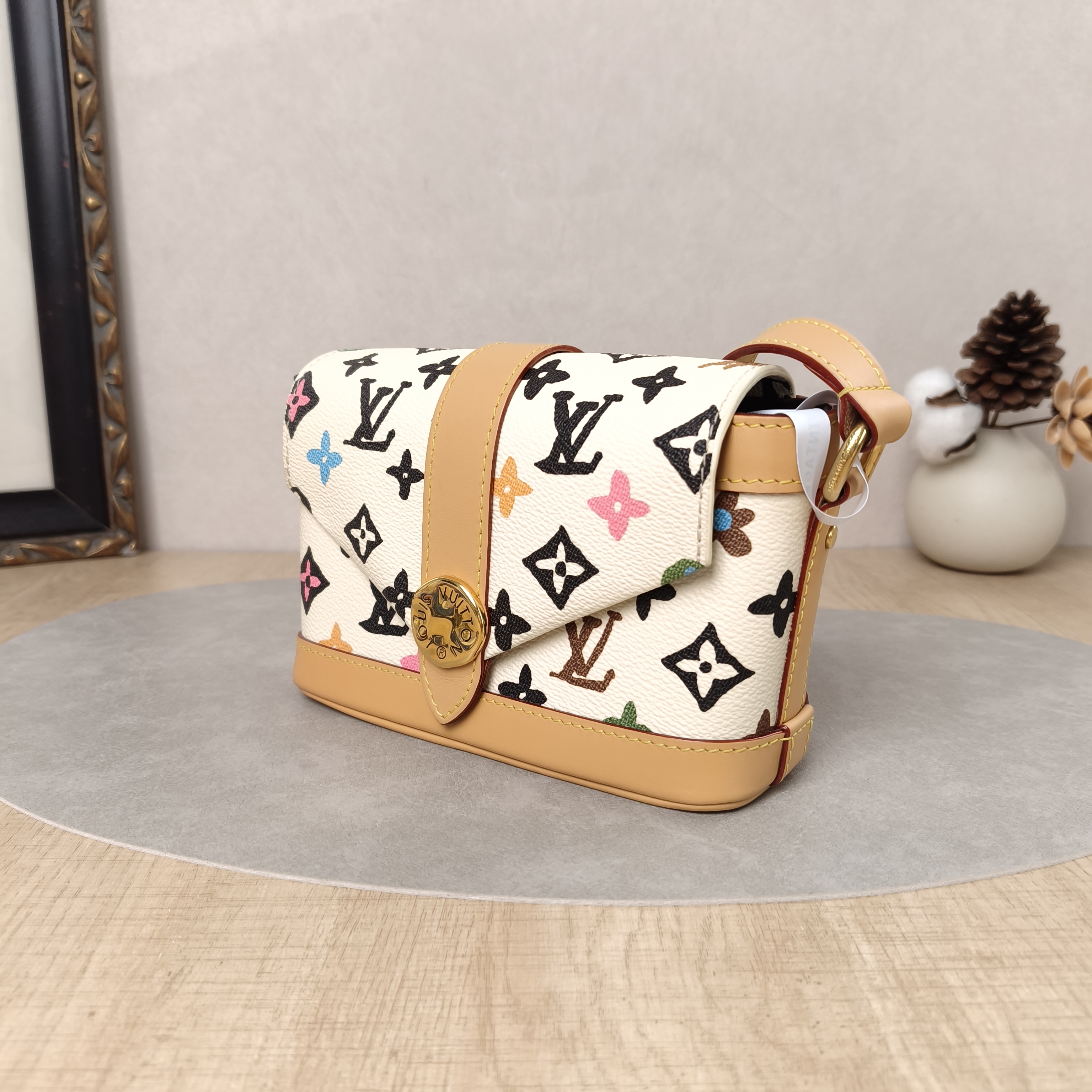 Louis Vuitton Crossbody Bag ENVELOPE Messenger Bag Box Tyler Yellow PV Cmini19 × 7 × 12 cm — cover view 6 of 6