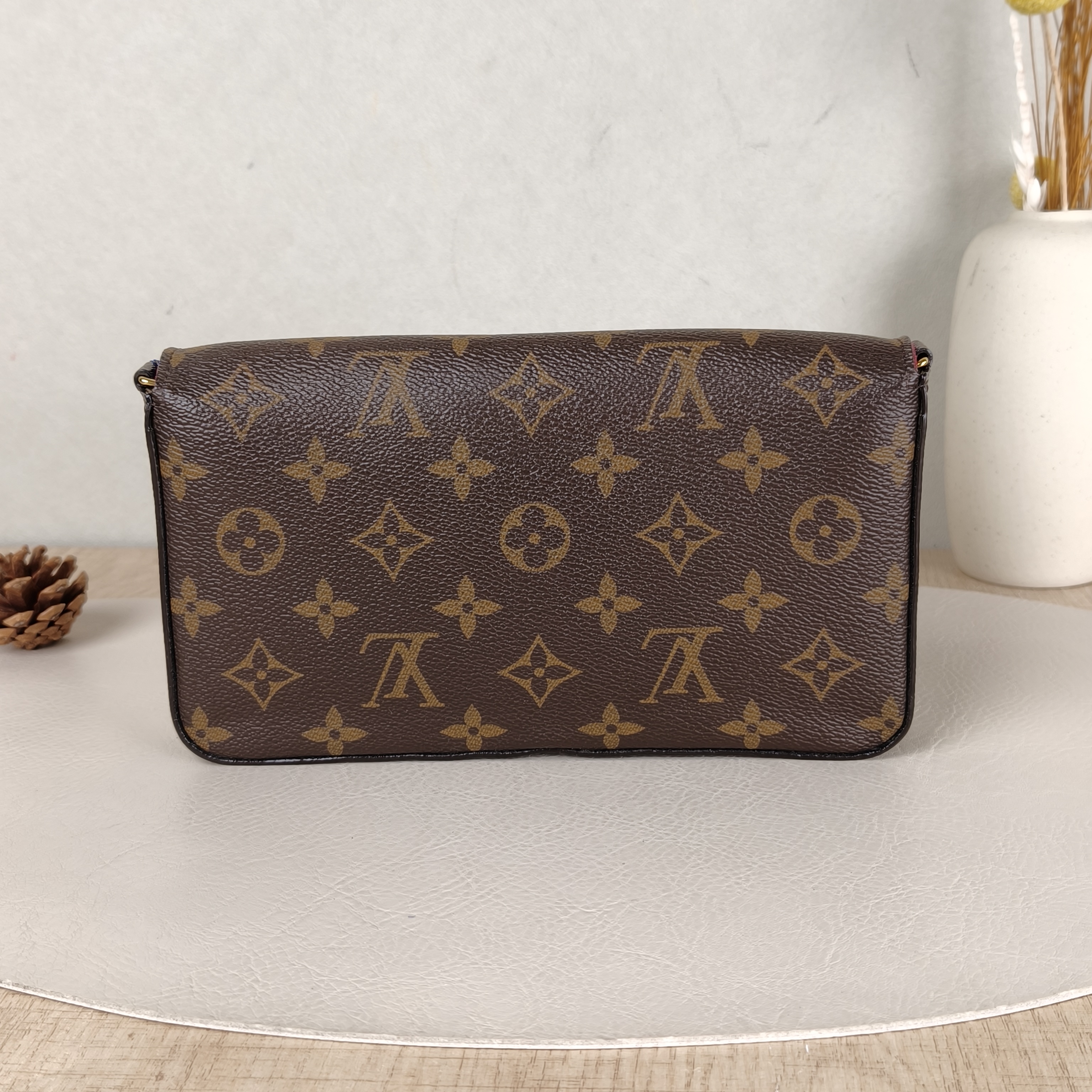 Louis Vuitton Crossbody Bag Pochette Félicie Monogram PVC Small21 × 3 × 12 cm — cover view 4 of 5
