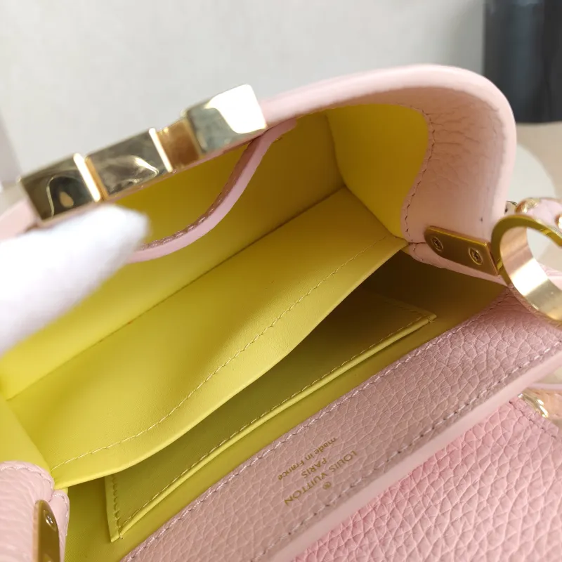 Louis Vuitton Shoulder Bag Capucines Pink Calfskin Mini 21 × 8 × 14 cm — detail view 11 of 15