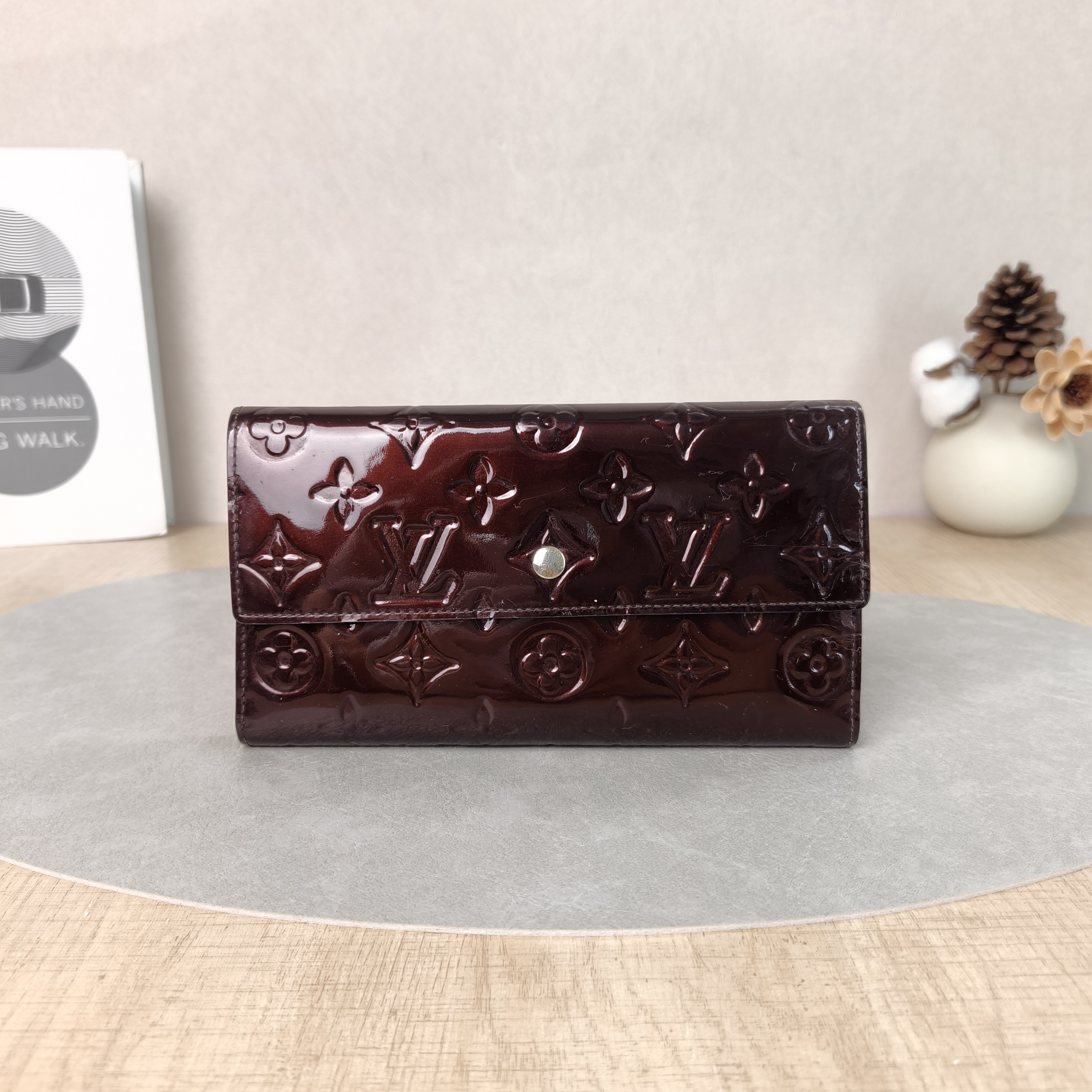 Louis Vuitton Wallet Edition Wallet Red Patent Leather One Size19 × 2 × 10 cm