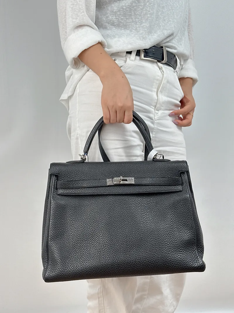 Hermès Crossbody Bag kelly 35 Black Togo Calfskin One Size 35 × 12 × 24 cm M Conditioned — on-model view 2 of 2
