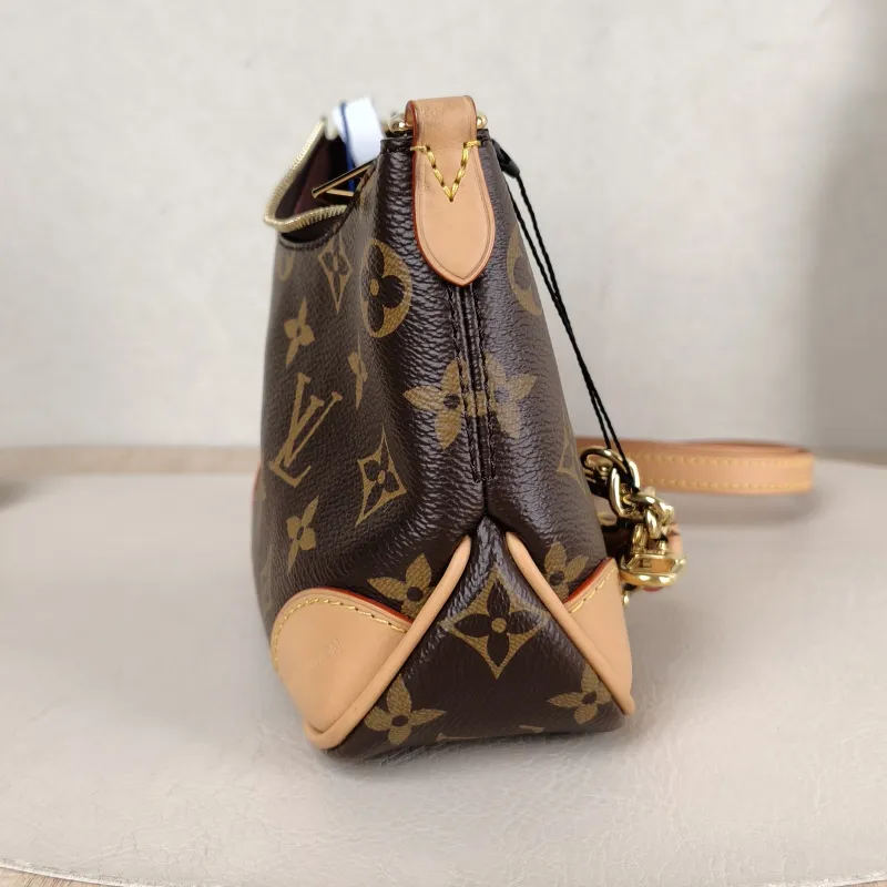 Louis Vuitton Crossbody Bag Boulogne PVC nano 19 × 8 × 13 cm Conditioned — detail view 7 of 12
