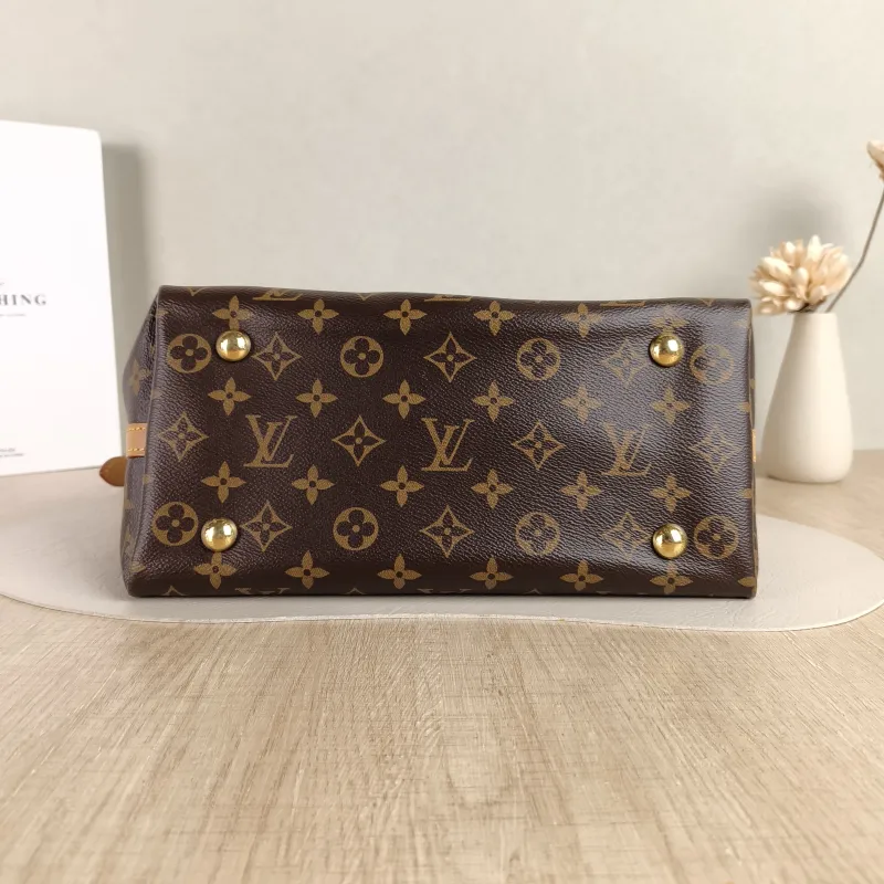 Louis Vuitton Crossbody Bag Carryall Monogram PVC Small 29 × 12 × 24 cm — cover view 5 of 6