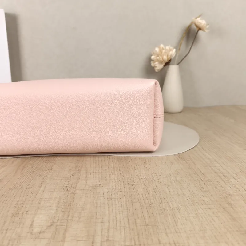Louis Vuitton Crossbody Bag BUNDLE Pink Monogram Empreinte Embossed Calfskin28 × 11.5 × 20 cm — detail view 8 of 11