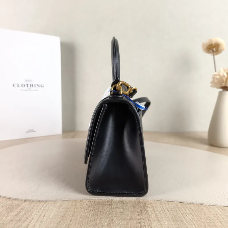 BALENCIAGA Crossbody Bag Hourglass Hourglass Bag Black Calfskin XS 19 × 8 × 13 cm — detail view 4 of 8