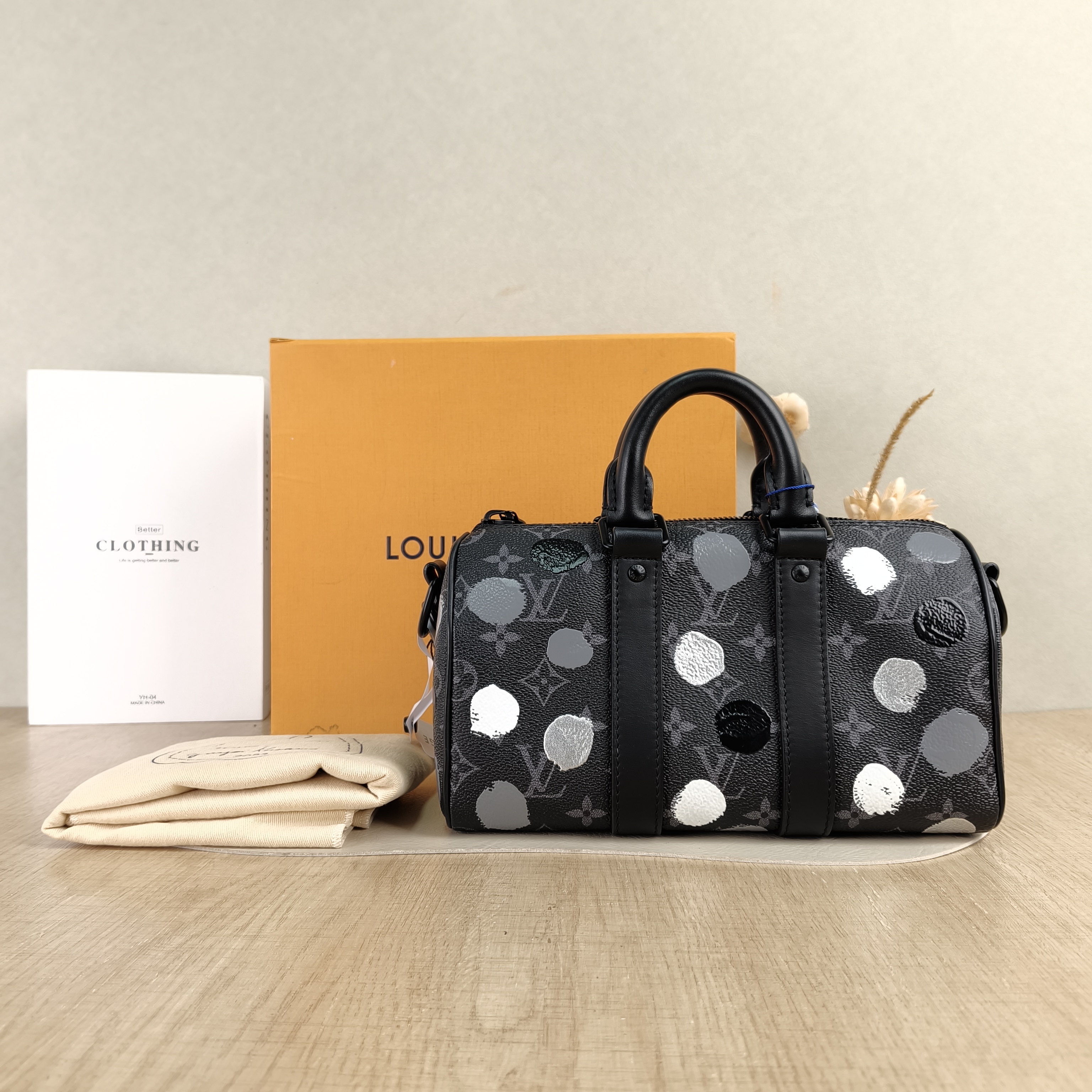 Louis Vuitton Crossbody Bag Keepall 25 - PVC Medium25 × 11 × 15 cm Leather Tag — cover view 4 of 6