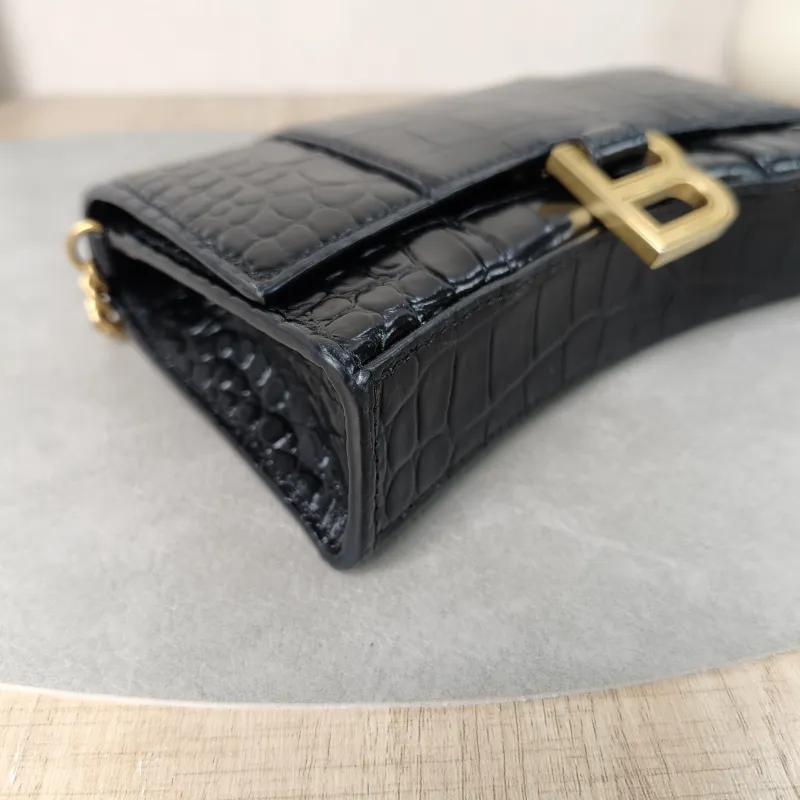 BALENCIAGA Crossbody Bag Hourglass Hourglass Bag woc Black CC alfskinmini19.5 × 5 × 12 cm — detail view 5 of 11