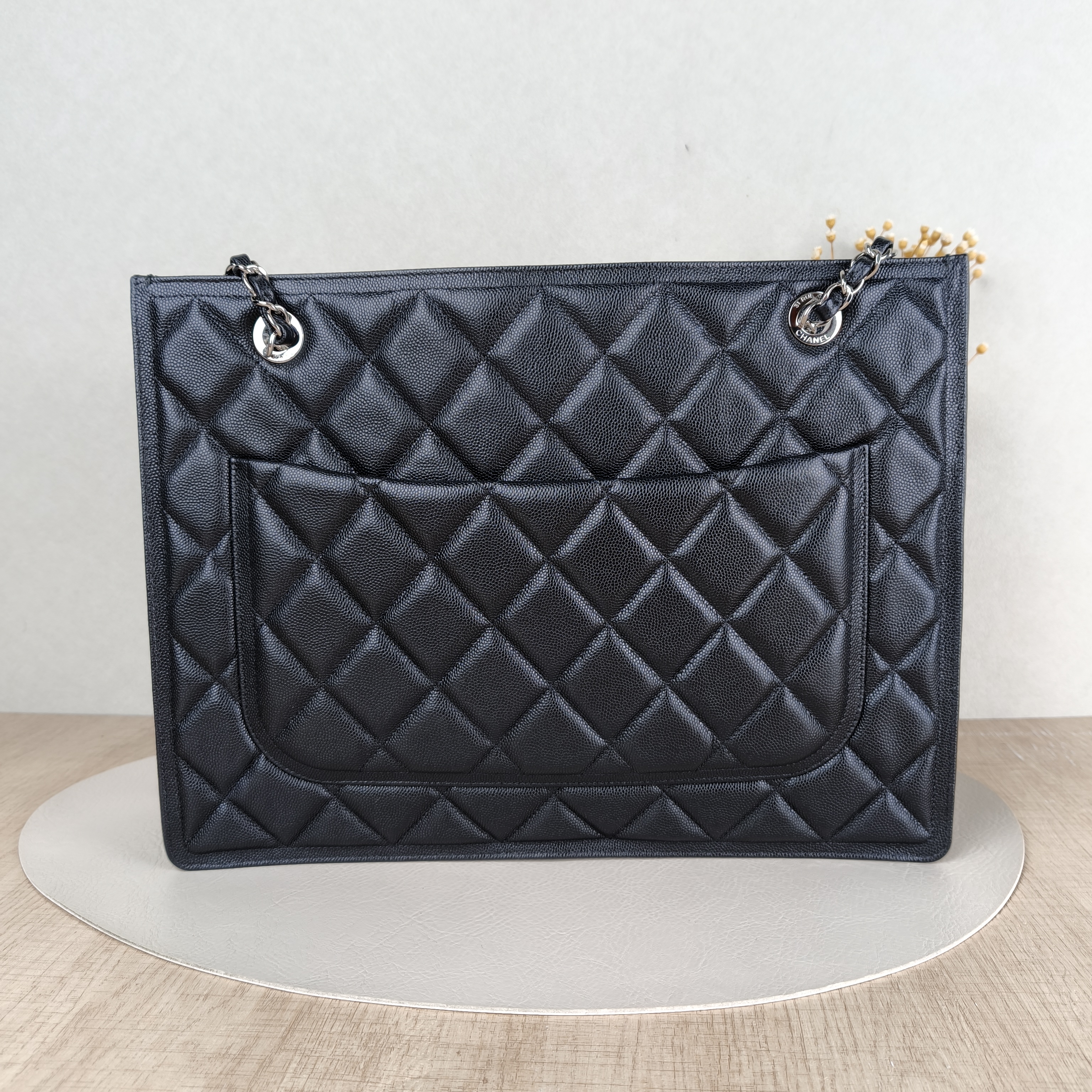 Chanel Shoulder Bag tote Black Grained Calfskin One Size35 × 8 × 26 cm — cover view 5 of 5