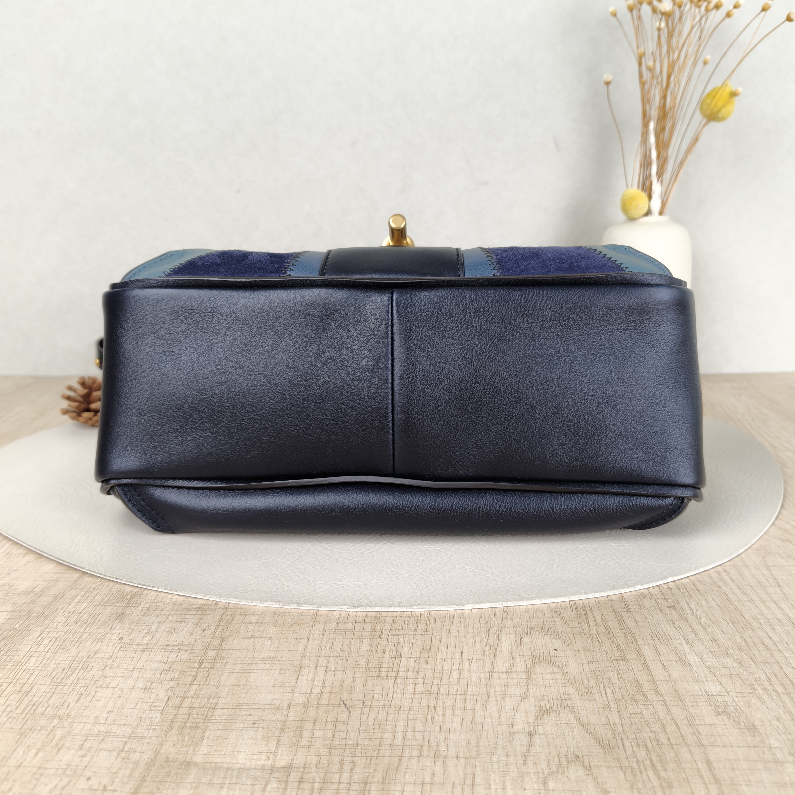 Chloé Shoulder Bag Lexa Shoulder Bag Blue Colorblock Calfskin One Size29 × 11 × 24 cm — cover view 3 of 5