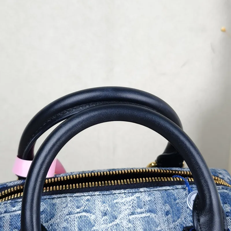 DIOR Crossbody Bag Groove 20 Top Handle Bag Blue Small 20.5 × 12 × 13.5 cm — detail view 5 of 12