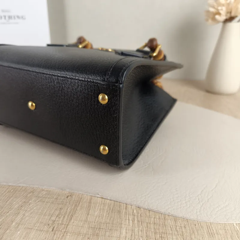 GUCCI Top Handle Bag Diana Top Handle Bag Black CC alfskin Small 20 × 10 × 16 cm — detail view 3 of 10