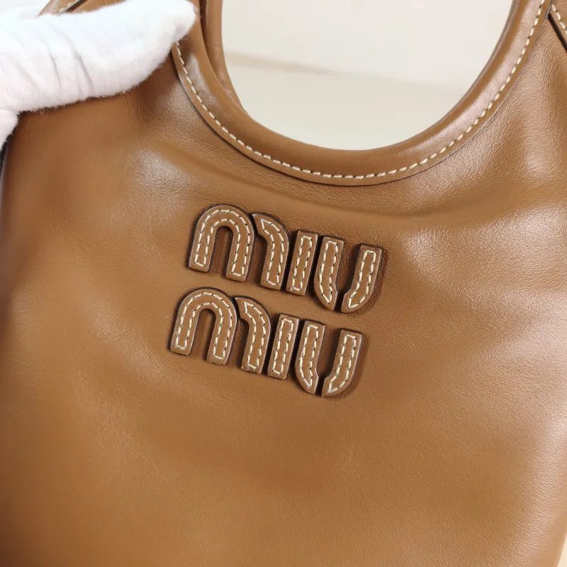 Miumiu Shoulder Bag IVY Tote Shopping Tote CC alfskin Mini 20*24 — detail view 8 of 11