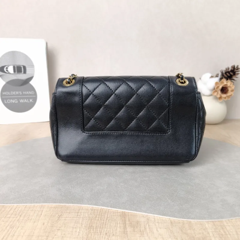 Chanel Crossbody Bag Crossbody Bag Black Calfskin One Size 21 × 5 × 13 cm 23 — cover view 5 of 5