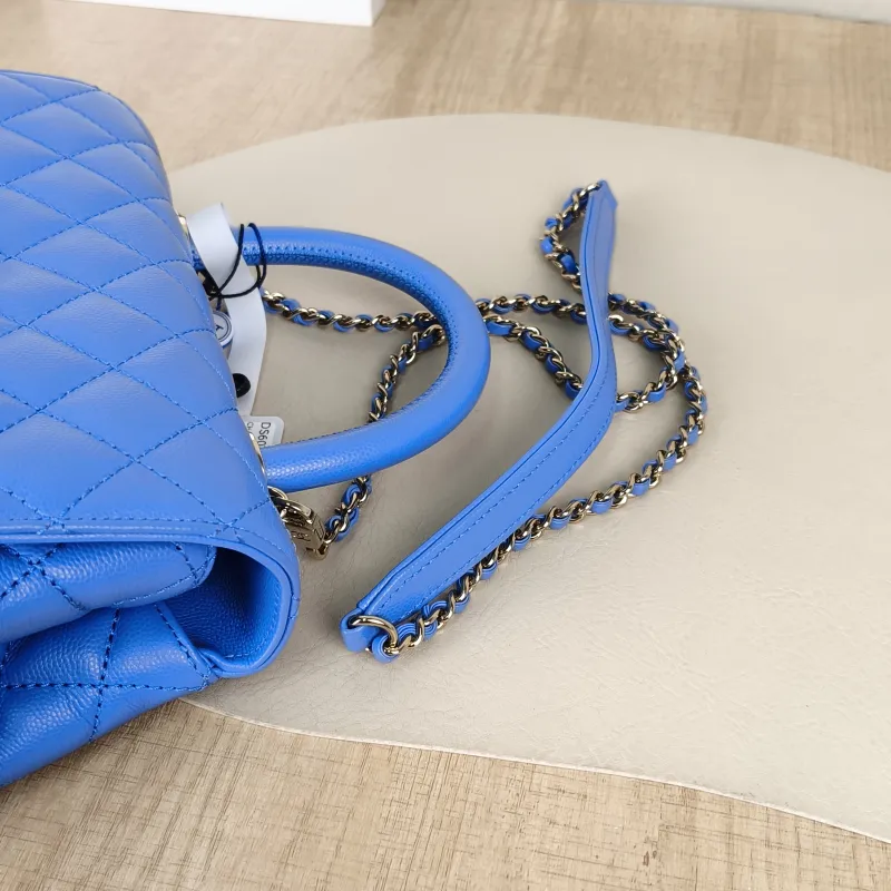 Chanel Top Handle Bag Coco Handle​Blue Grained Calfskin Small24 × 10 × 14 cm — detail view 11 of 13