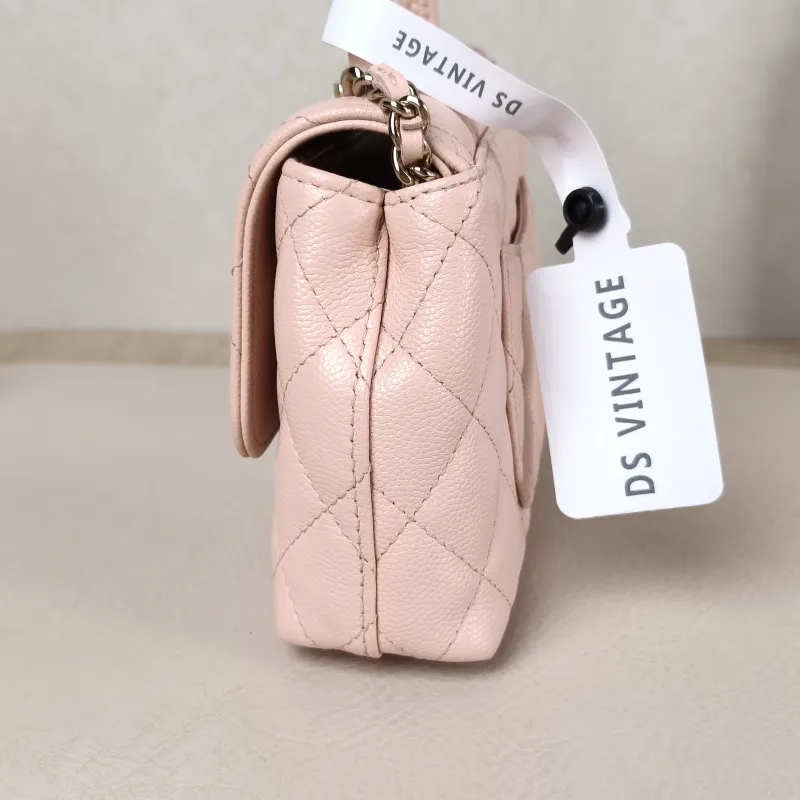 Chanel Top Handle Bag Coco Handle​ Pink Grained Calfskin Mini 14.5 × 5.5 × 11.5 cm — detail view 2 of 12