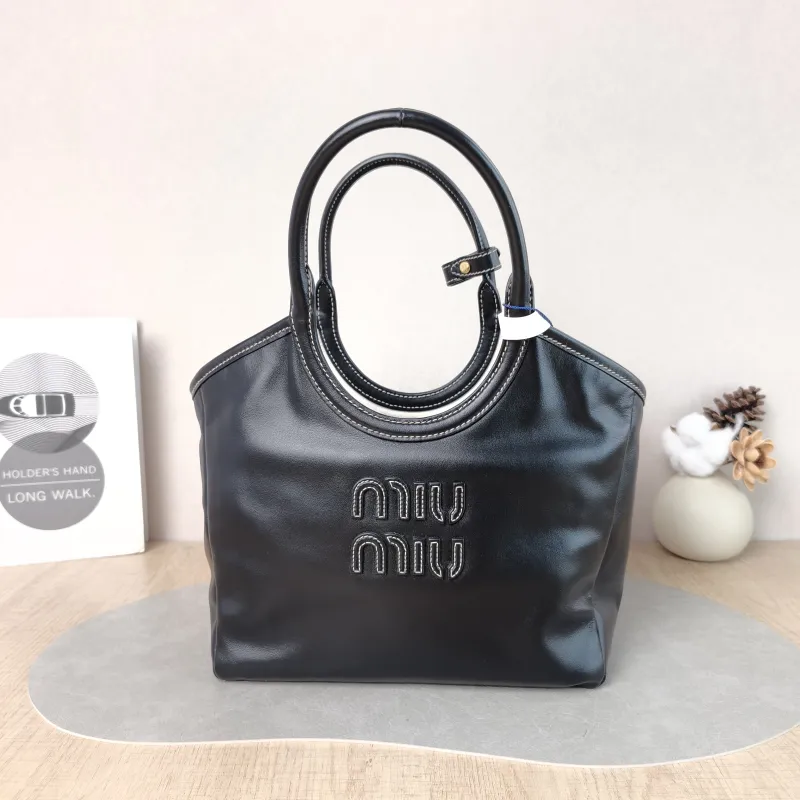 Miumiu Shoulder Bag IVY Tote Shopping Tote Black CC alfskin Small 22 × 12 × 23.5 cm