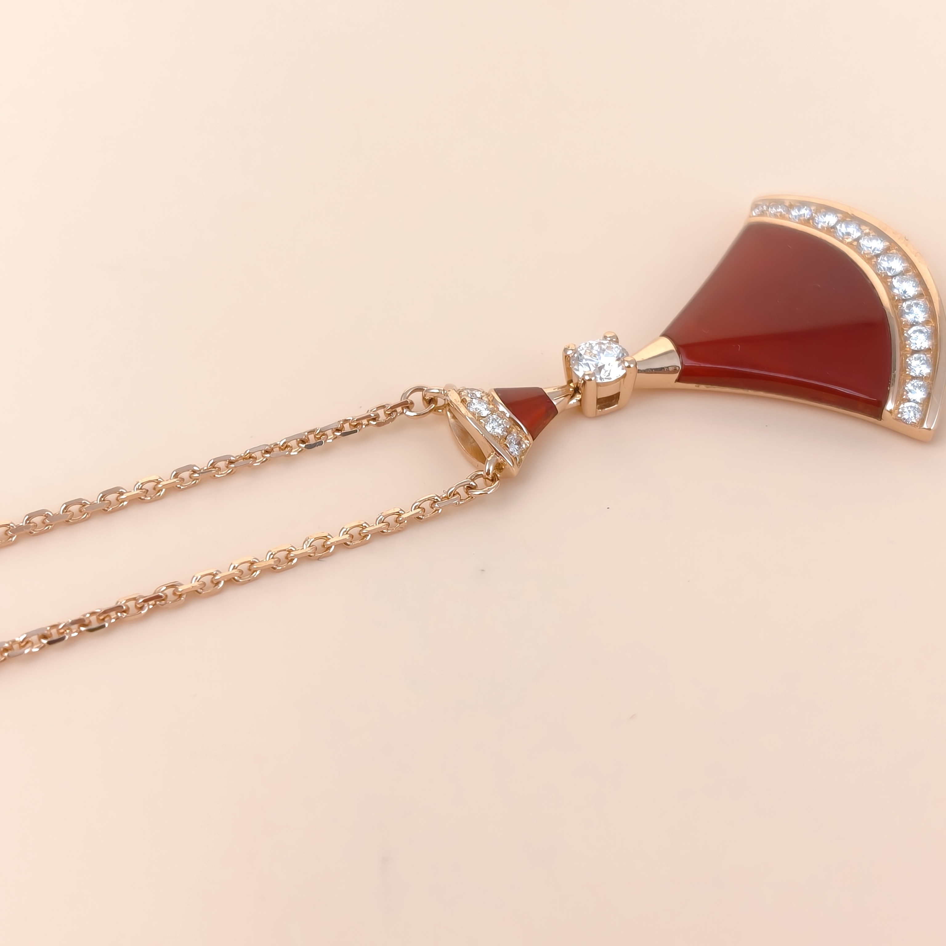 Bvlgari Necklace DIVAS’ DREAM Collection Pavé Diamond Diamond18KR ose Gold One Size2.8*41-43 — cover view 5 of 8