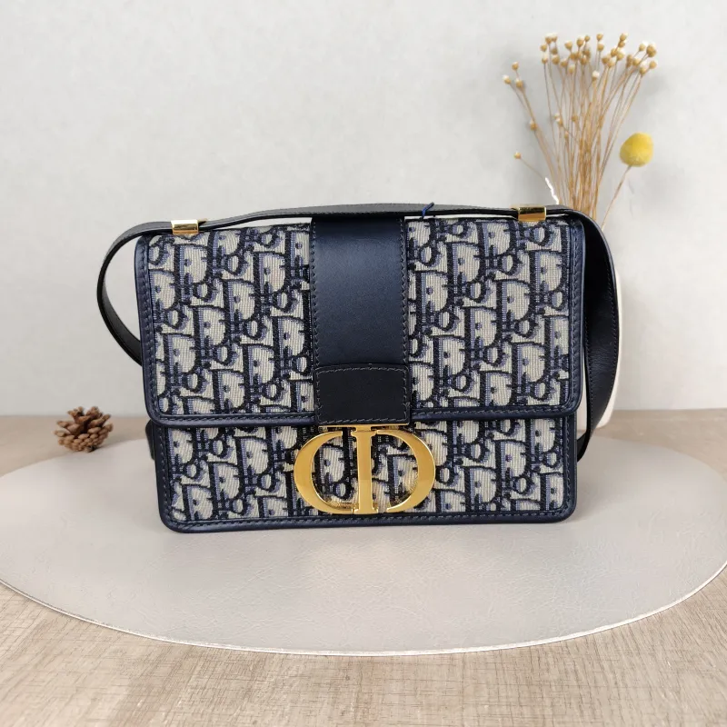 DIOR Crossbody Bag30Montaigne 30 Edition Canvas Medium24 × 8 × 17 cm