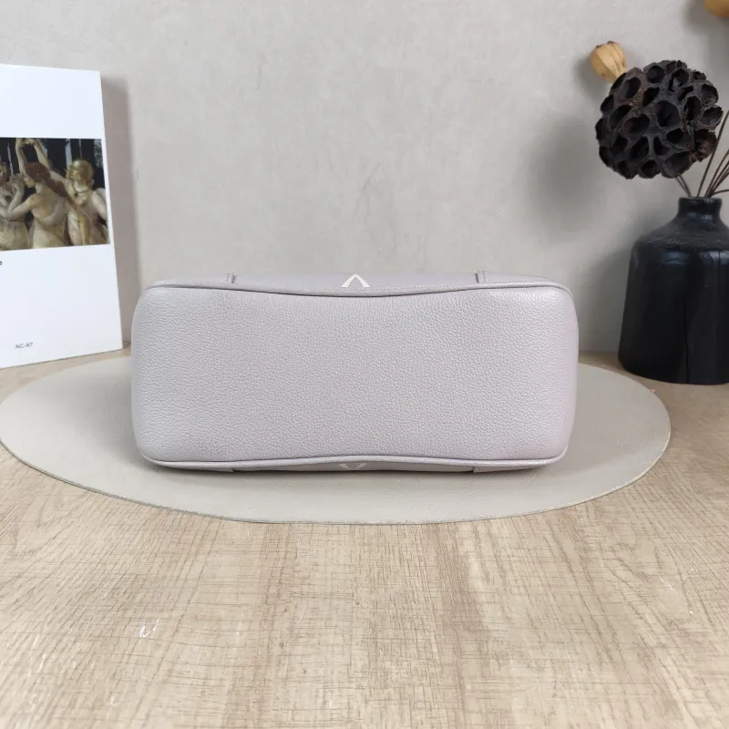 Louis Vuitton Crossbody Bag Boulogne Grey Empreinte Embossed Calfskin Small 26 × 9.5 × 16 cm — cover view 4 of 5