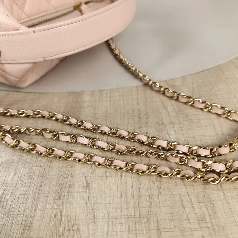 Chanel Crossbody Bag Crossbody Bag Pink Gold-Tone Hardware Grained Calfskin One Size 21.5 × 7.5 × 19 cm — detail view 3 of 11
