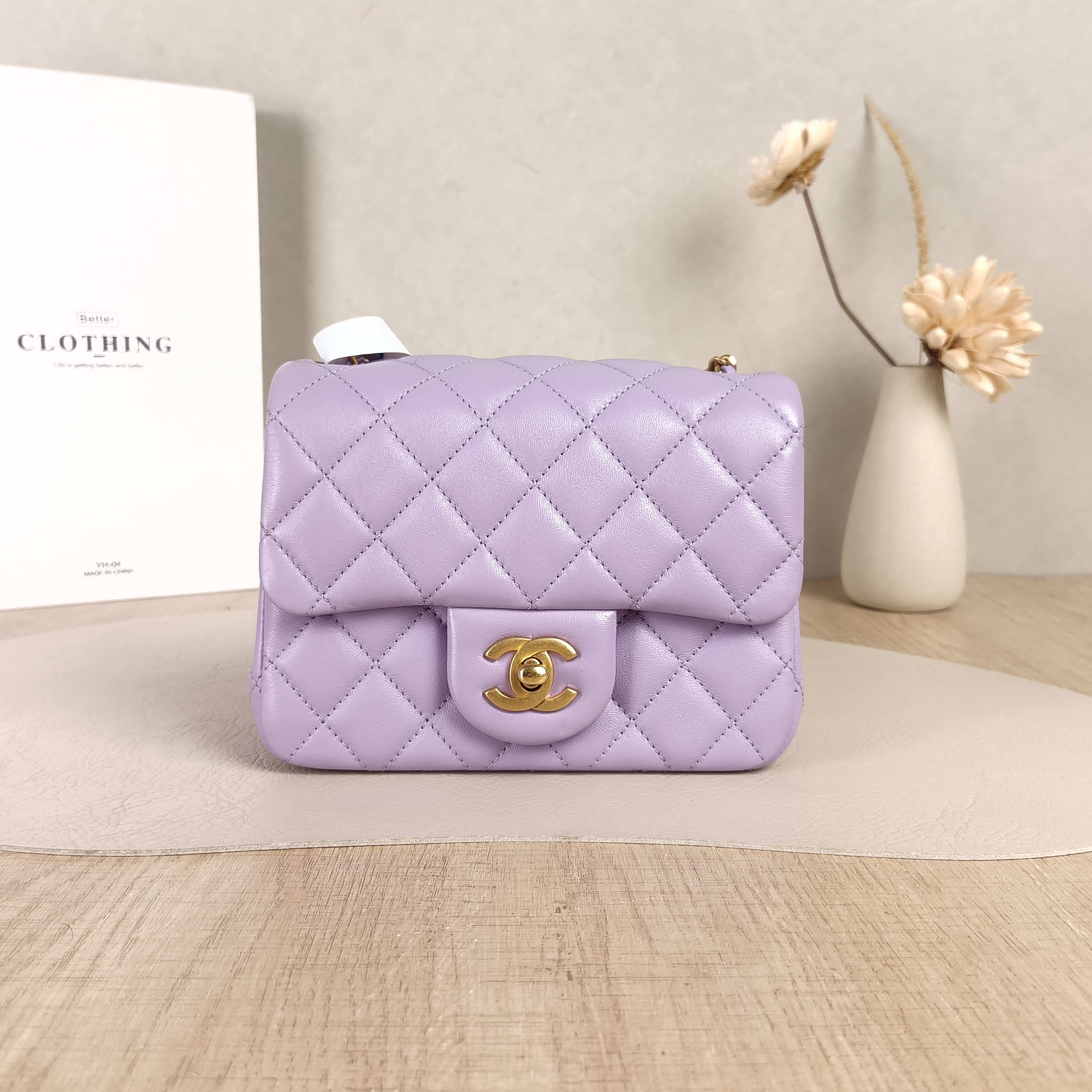 Chanel Crossbody Bag Lambskin One Size17 × 8 × 13.5 cm