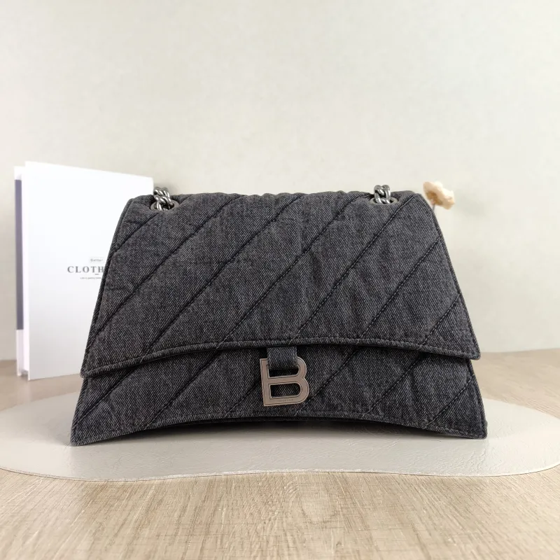 BALENCIAGA Shoulder Bag CRUSH Chain Bag Grey Medium 30 × 13 × 20 cm