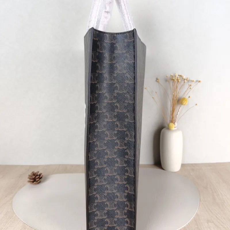 CELINE Crossbody Bag CABAS Monogram PVC Large37 × 9 × 39.5 cm — detail view 6 of 11