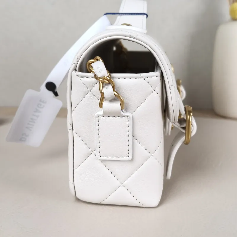 Chanel Crossbody Bag Messenger Bag White Calfskin One Size 20 × 7 × 12.5 cm — detail view 10 of 13