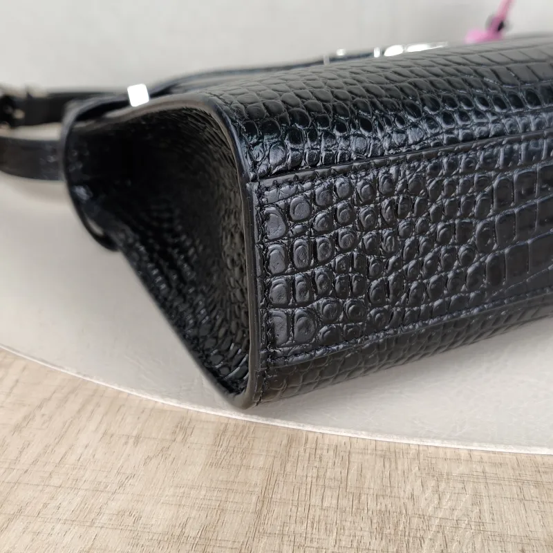 SAINT LAURENT Shoulder Bag MANHATTAN Black Embossed Calfskin Medium 29 × 7.5 × 20 cm — detail view 2 of 10