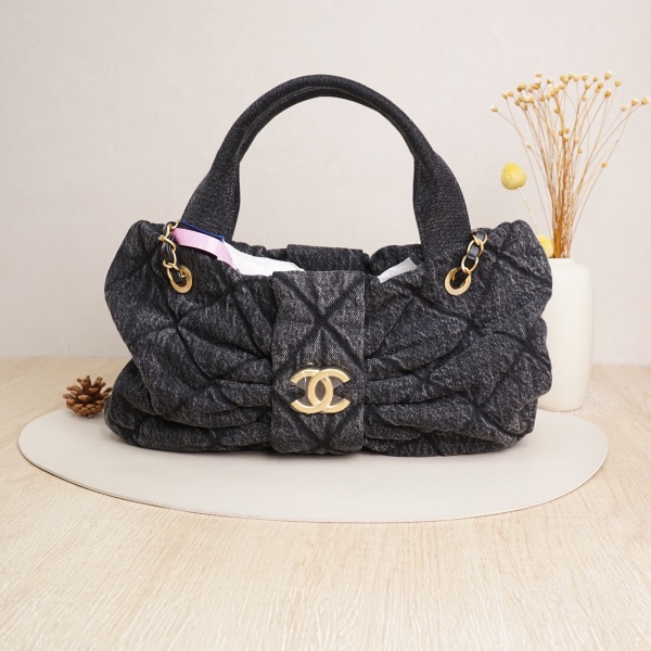 Chanel Top Handle Bag Black Microchip Edition · 40 × 5 × 30 cm