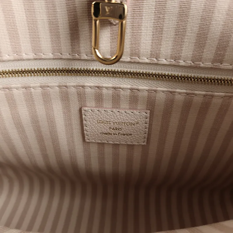 Louis Vuitton Shoulder Bag Onthego Beige · Pink Empreinte Embossed Calfskin Small 25 × 11.5 × 19 cm — detail view 8 of 12