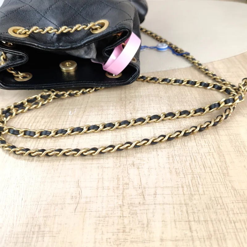 Chanel Backpack25c Backpack Black Lambskin One Size18 × 8 × 24 cm — detail view 5 of 10