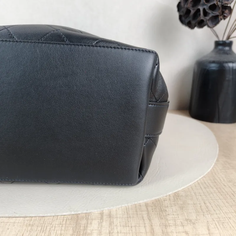 Chanel Shoulder Bag Bucket Bag Black Lambskin One Size 23 × 13 × 23 cm — detail view 12 of 13