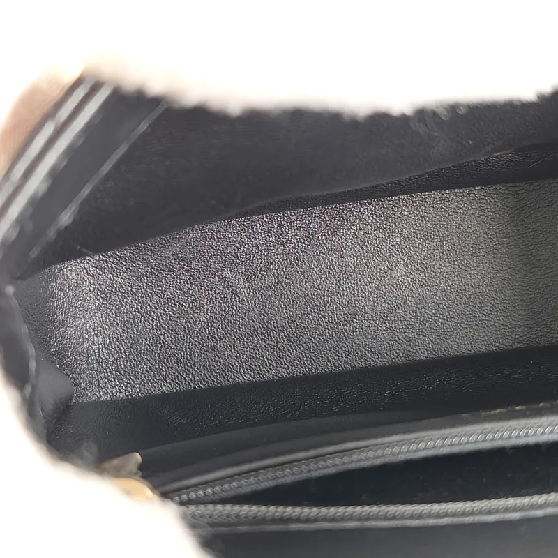 Chanel Crossbody Bag25c Black Lambskin One Size19 × 6 × 14 cm — detail view 13 of 16