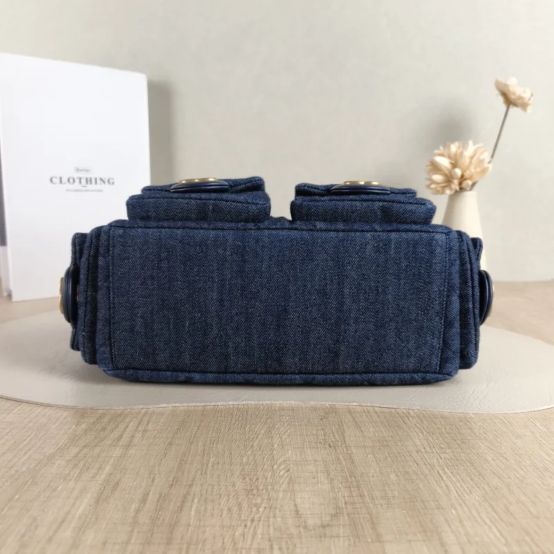 Chanel Shoulder Bag c hobo Blue Small 31 × 15 × 22 cm — cover view 4 of 5