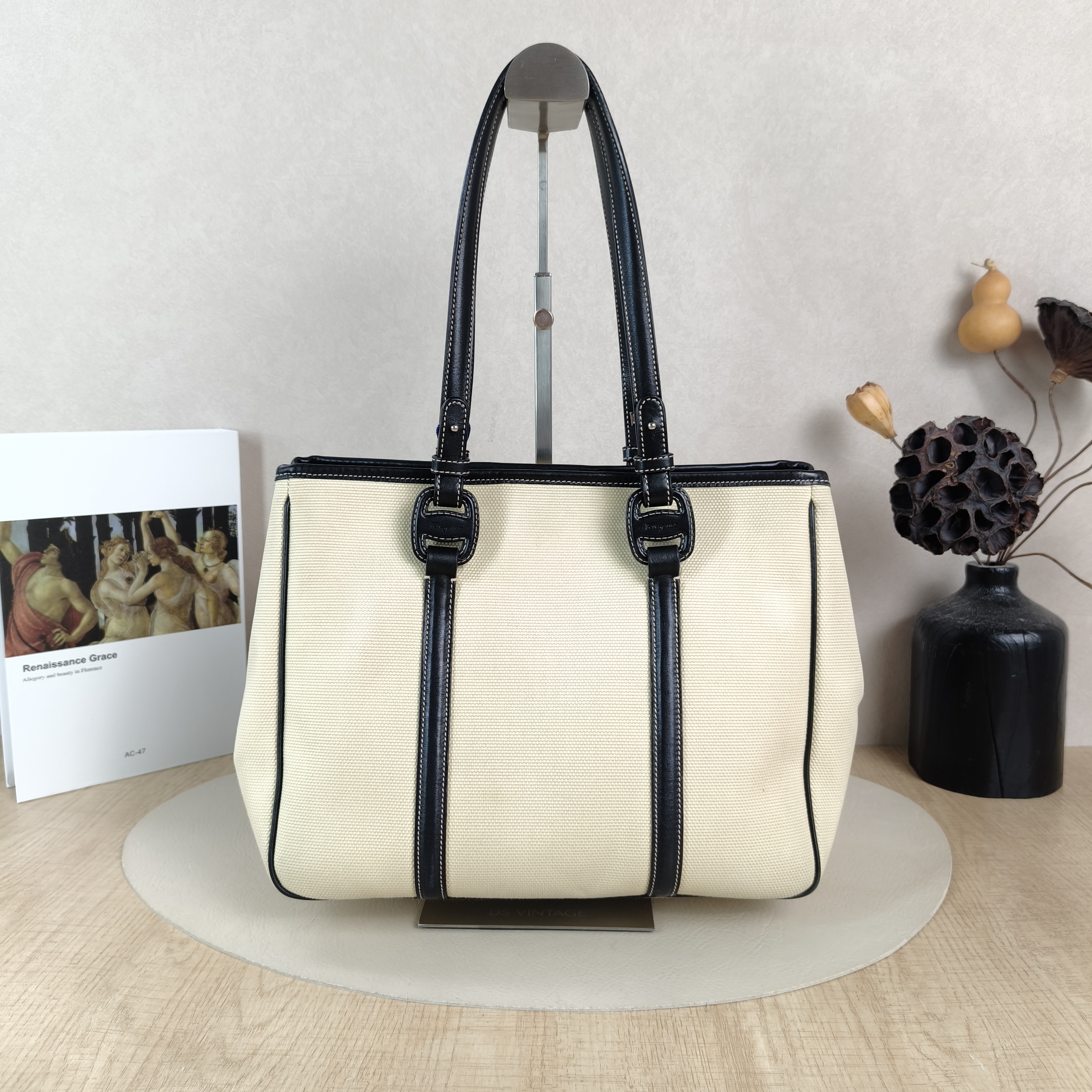 FERRAGAMO Top Handle Bag Tote Bag White Black Canvas One Size28 × 11 × 22 cm