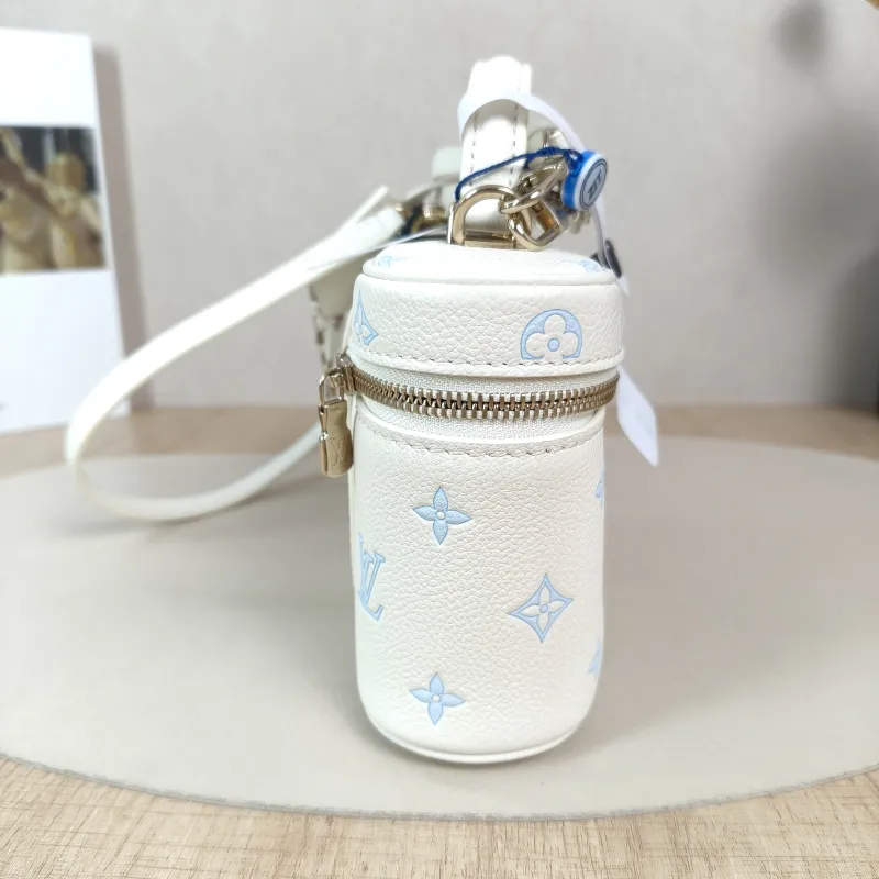 Louis Vuitton Shoulder Bag VANITY POUCH Cosmetic Bag White · Blue Calfskin One Size19 × 6.5 × 11.5 cm — detail view 3 of 13