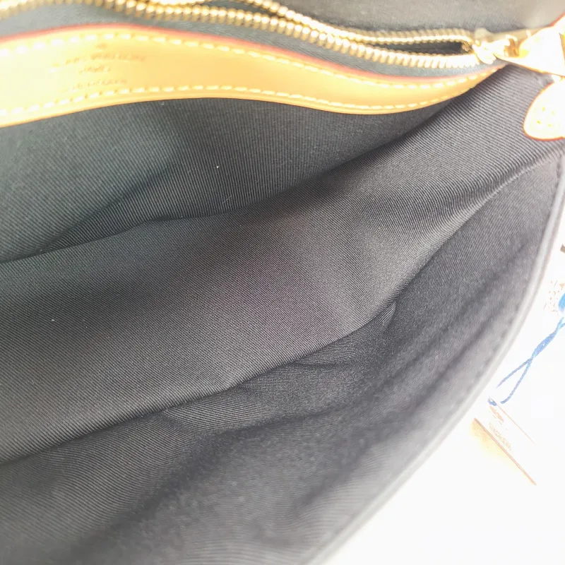 Louis Vuitton Crossbody Bag Diane Baguette Bag Shoulder Strap PVC Small24 × 9 × 15 cm — detail view 3 of 15