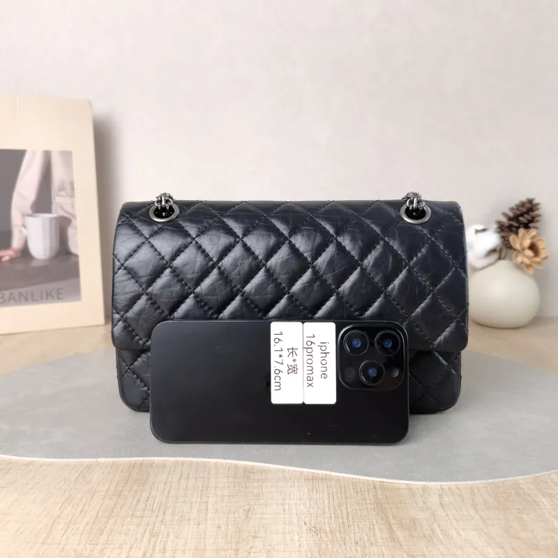 Chanel Shoulder Bag 2.55 Black Calfskin Small 24 × 7.5 × 16 cm 18 — cover view 4 of 5