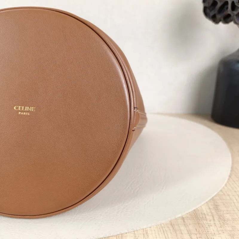CELINE Crossbody Bag Bucket 16 Bucket Bag Caramel Calfskin Small 16 × 16 × 18 cm — detail view 11 of 12