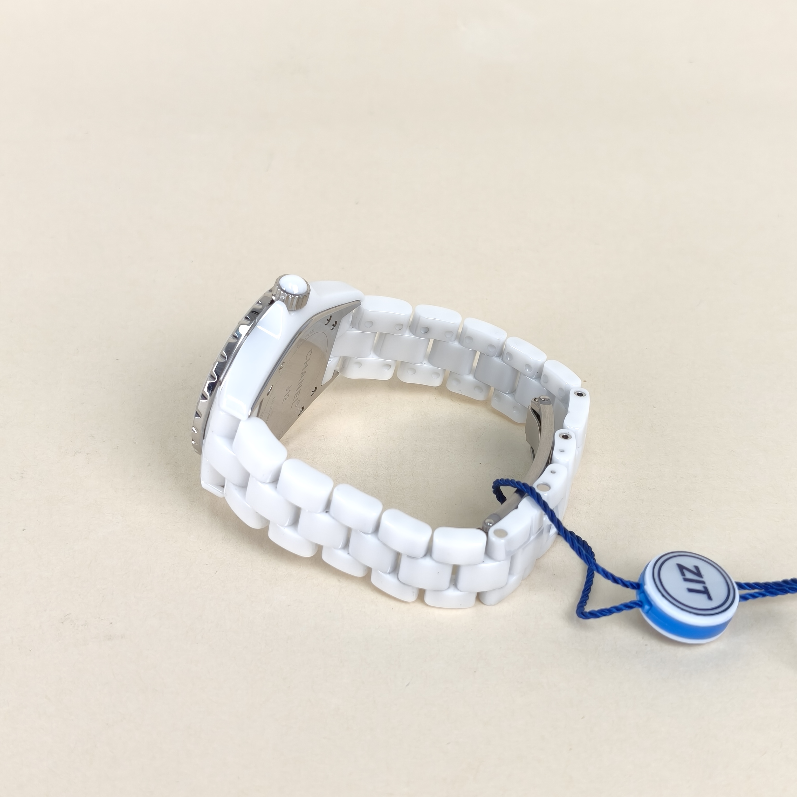 Chanel Watch J12Collection Watch White One Size33 — cover view 3 of 9