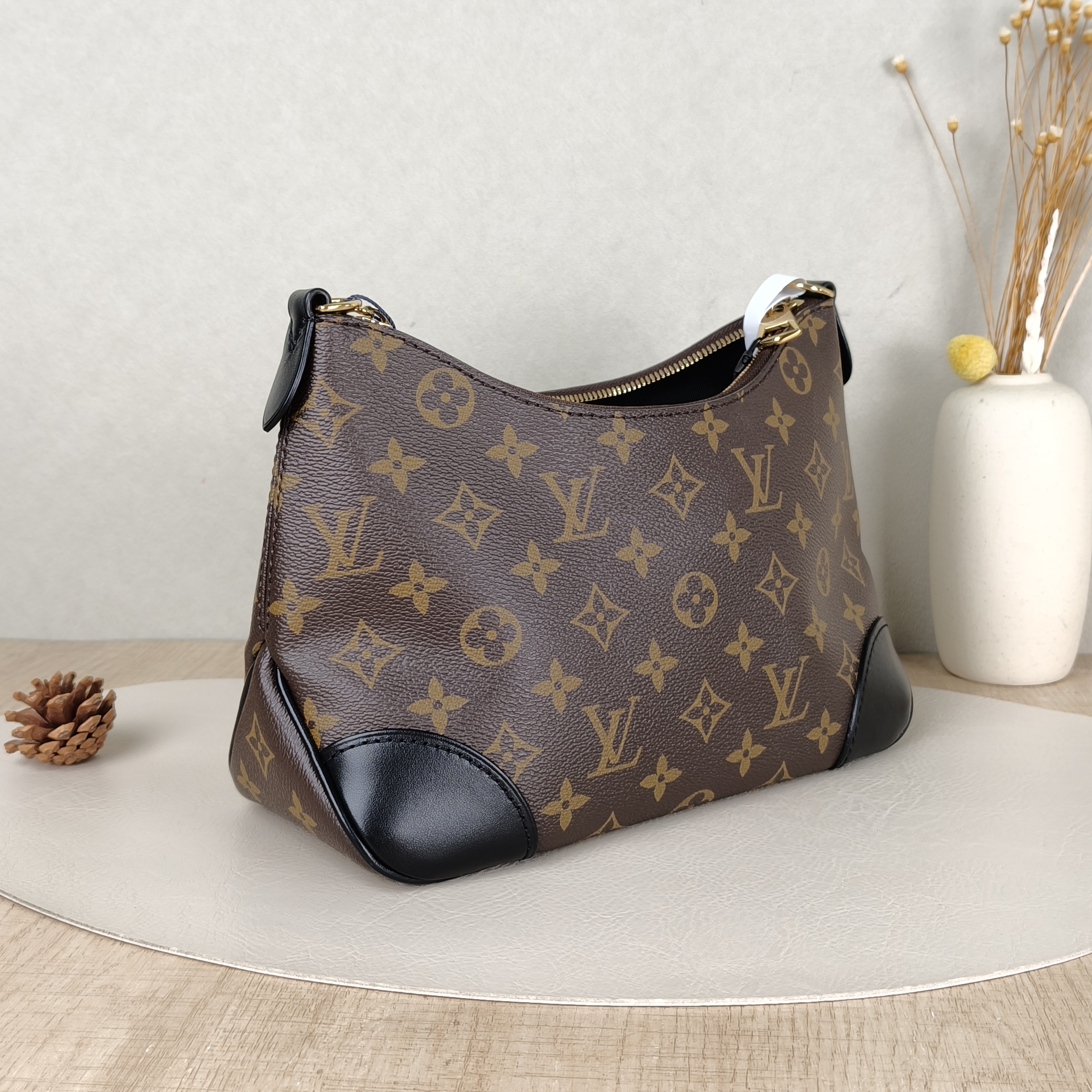Louis Vuitton Crossbody Bag Boulogne PVC Small26 × 9.5 × 16 cm — cover view 2 of 5